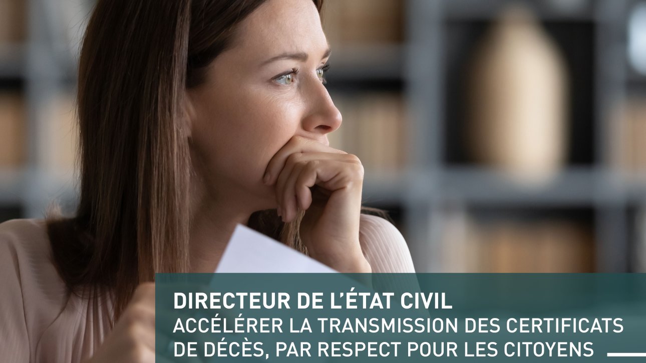 Image de couverture du rapport spécial concernant le Directeur de l'état civil illustrant une femme pensive.